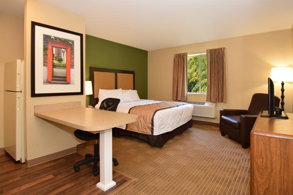 Extended Stay America Suites - Raleigh - Research Triangle Park - Hwy 54 Durham Exterior photo